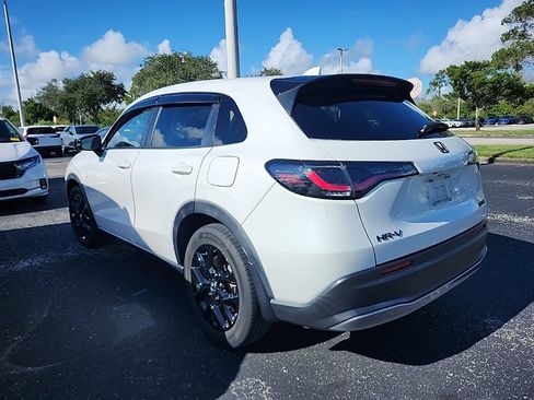 Used 2024 Honda HR-V Sport image 6