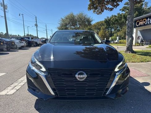 Used 2023 Nissan Altima 2.5 SL FWD image 3