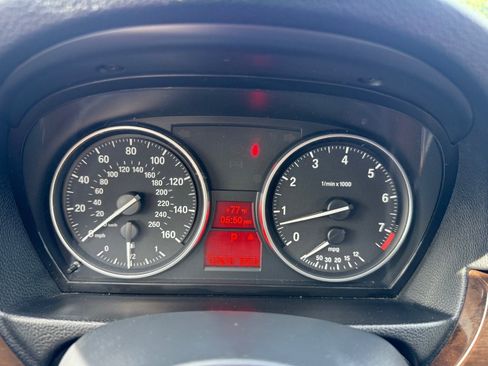 Used 2009 BMW 328i Sedan RWD image 22