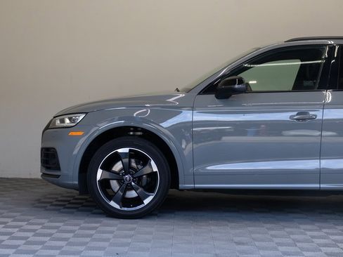 Used 2020 Audi SQ5 Premium Plus w/ Premium Plus Package image 8
