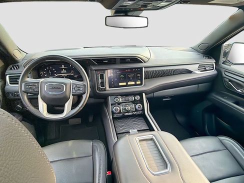 Used 2024 GMC Yukon Denali AWD/4WD image 17