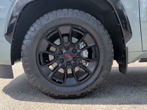 Used 2026 Toyota Sequoia Platinum AWD/4WD image 9