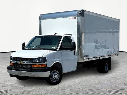 New 2025 Chevrolet Express 3500 w/ Power Convenience Package image 3