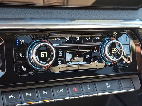 Used 2026 GMC Sierra 1500 Denali w/ Denali Reserve Package image 16