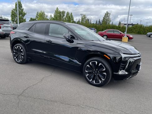 Used 2024 Chevrolet Blazer EV RS RWD image 7