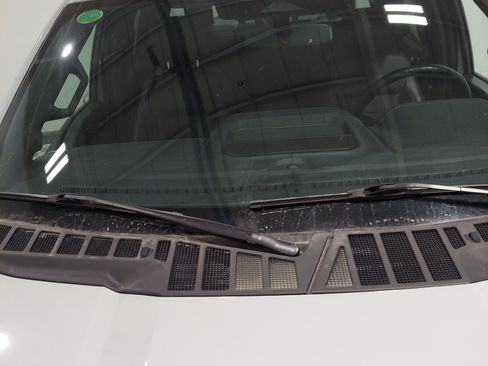 Used 2024 Ford F150 Lariat AWD/4WD image 5