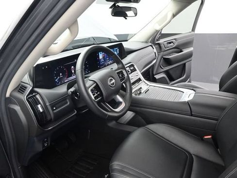 Used 2026 Nissan Armada SV RWD image 5