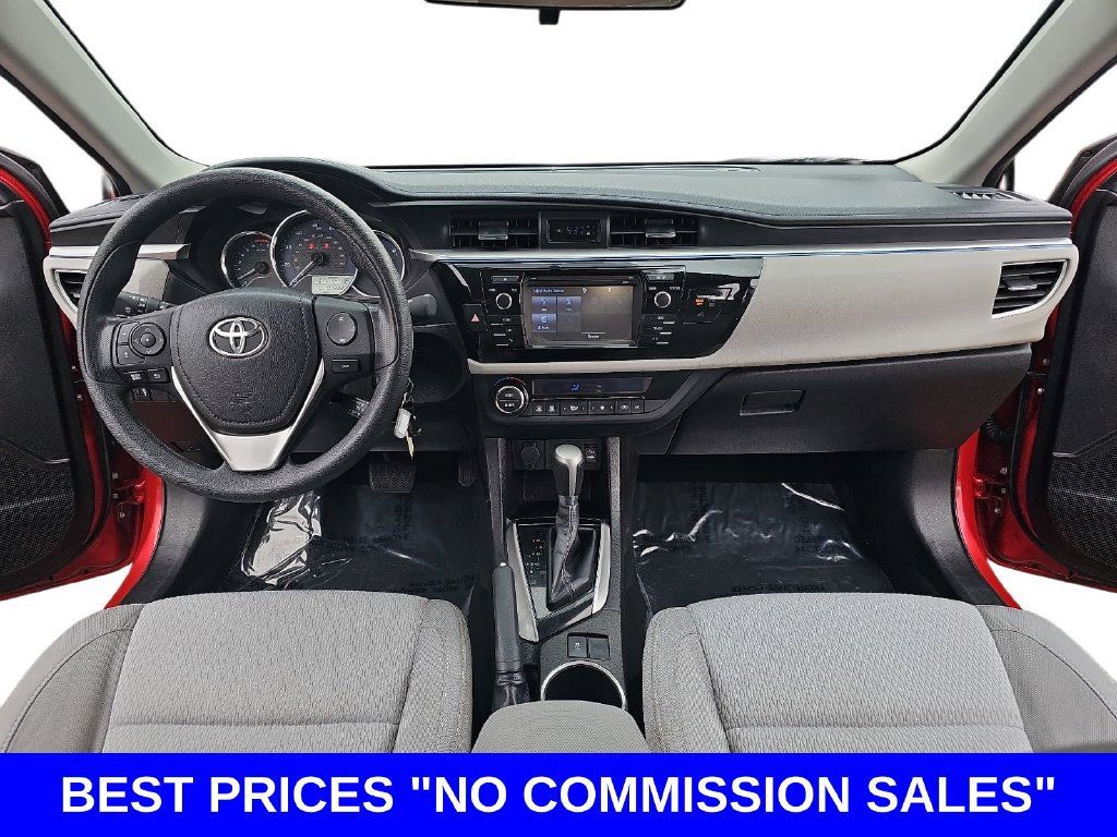 Used 2016 Toyota Corolla LE FWD image 9
