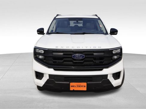 Certified 2025 Ford Expedition Max Active RWD image 12
