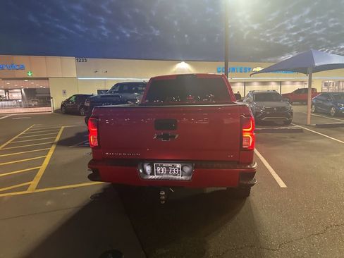 Used 2018 Chevrolet Silverado 1500 LT w/ All Star Edition image 5