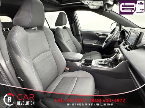 Used 2022 Toyota RAV4 SE w/ Convenience Package AWD/4WD image 45