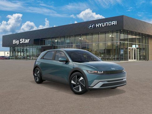 New 2026 Hyundai Ioniq 5 SEL RWD image 2