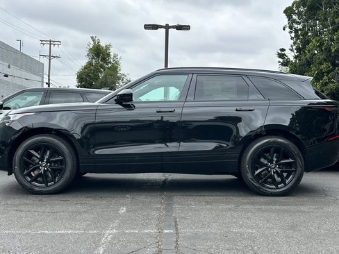 New 2026 Land Rover Range Rover Velar Dynamic SE image 3