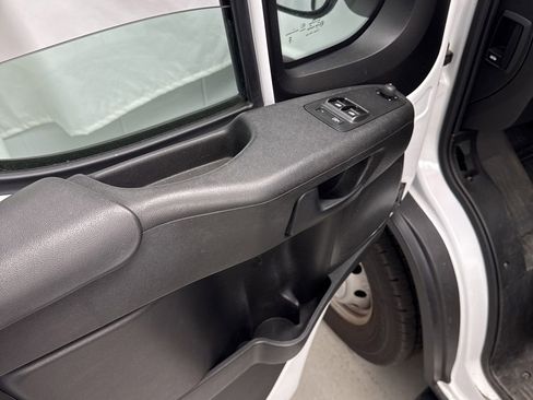 Used 2023 RAM ProMaster 2500 FWD image 15