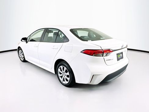 Used 2023 Toyota Corolla LE FWD image 5