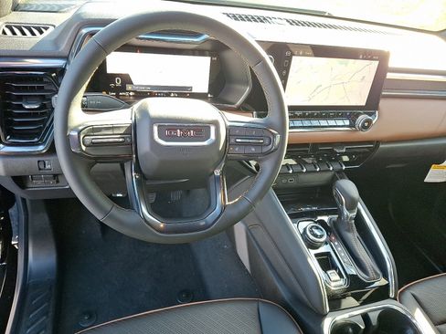 New 2026 GMC Canyon AT4 w/ Technology Plus Package image 7