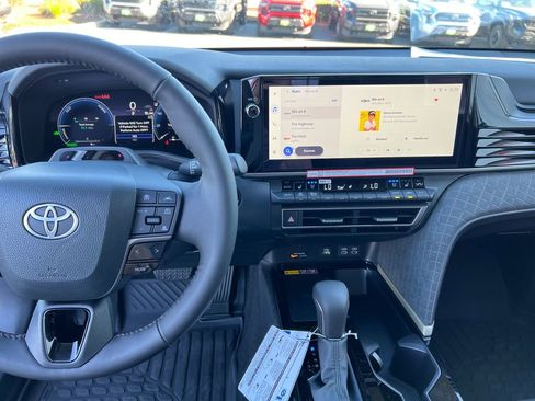 New 2026 Toyota Camry XLE image 18