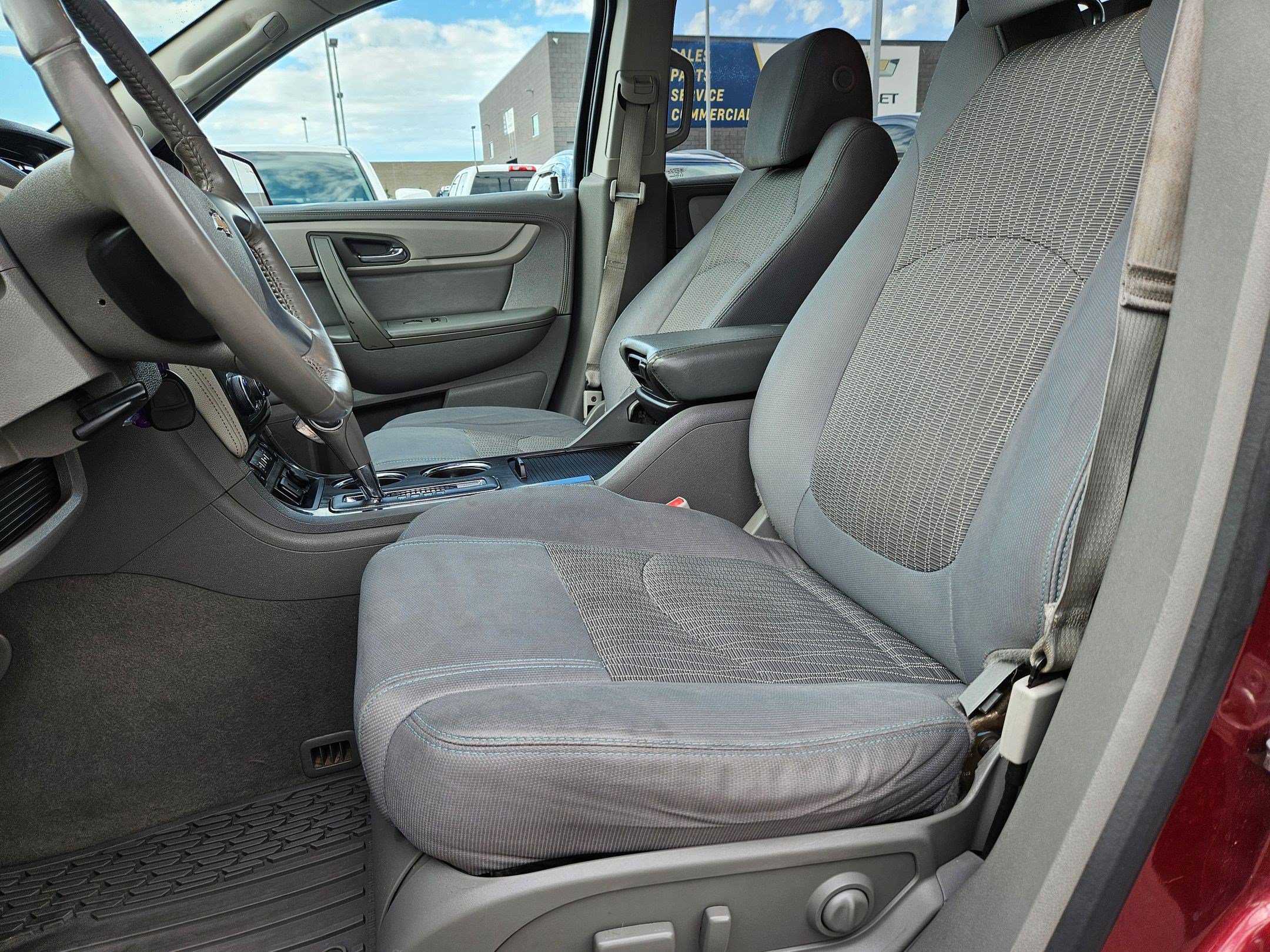 Used 2015 Chevrolet Traverse LT AWD/4WD image 15