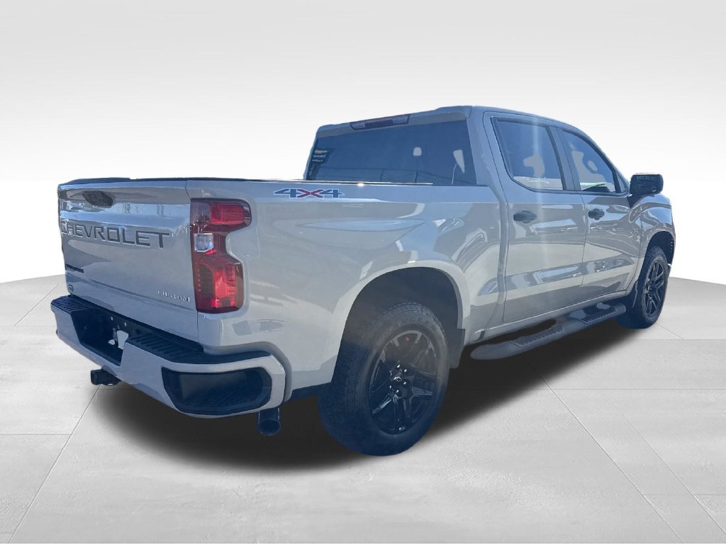 Used 2026 Chevrolet Silverado 1500 Custom w/ Turbomax Blackout Package AWD/4WD image 6