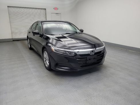 Used 2018 Honda Accord LX image 13