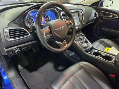 Used 2016 Chrysler 200 C image 4