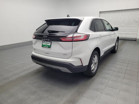 Used 2024 Ford Edge SEL image 9