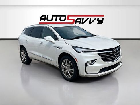 Used 2024 Buick Enclave Premium AWD/4WD image 1