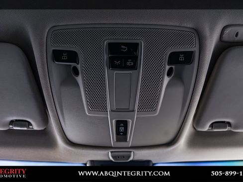 Used 2019 INFINITI QX30 ESSENTIAL w/ Cargo Package image 30