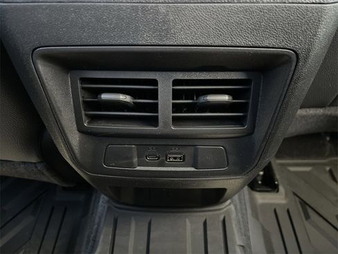 New 2025 GMC Canyon Denali w/ LPO, Denali Black Edition image 22