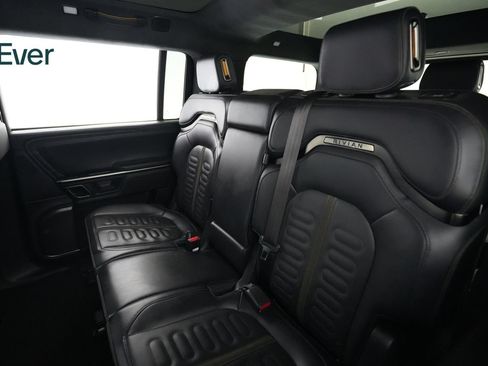 Used 2024 Rivian R1S Adventure Quad AWD/4WD image 24