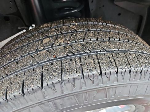 Used 2024 RAM 2500 Big Horn image 16