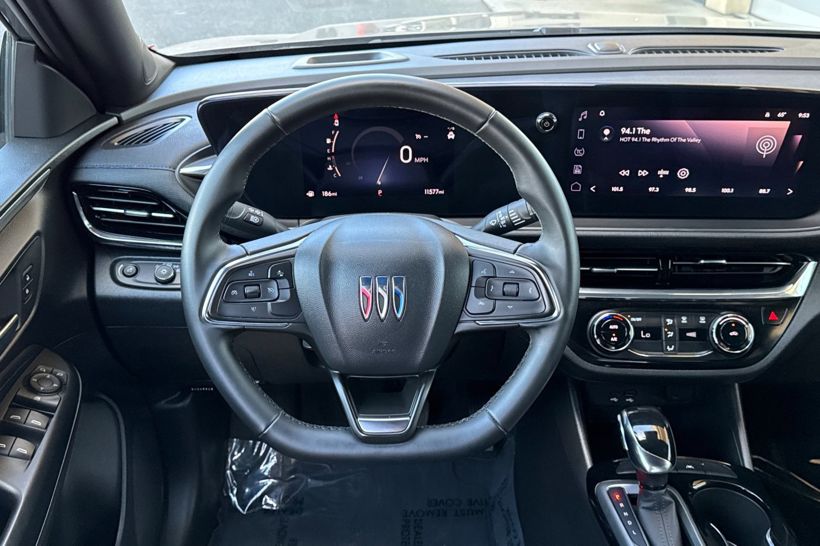 Used 2025 Buick Envista Sport Touring FWD image 15