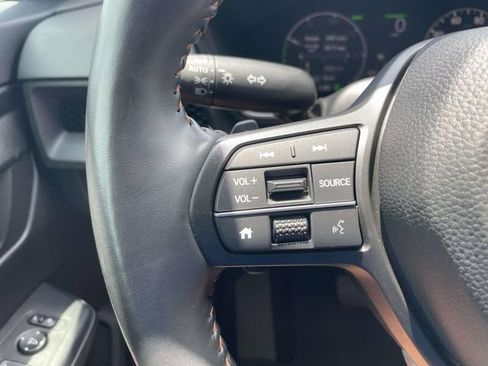 Used 2025 Honda CR-V Sport image 25