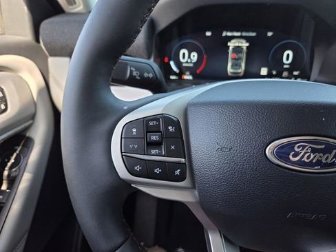 New 2026 Ford Explorer Active image 22
