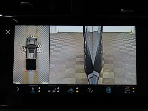 Used 2023 GMC Sierra 1500 AT4 w/ AT4 Preferred Package image 18