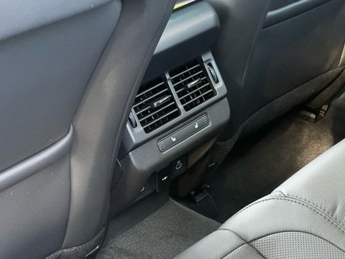 New 2026 Land Rover Range Rover Evoque S image 17