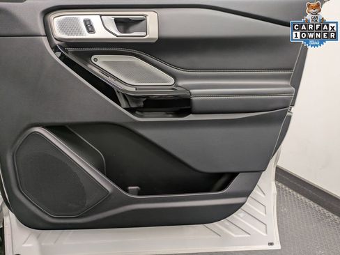 Used 2022 Ford Explorer ST w/ Equipment Group 401A AWD/4WD image 28