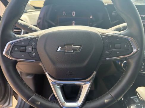 Used 2025 Chevrolet Trax ACTIV w/ Driver Confidence Package image 32