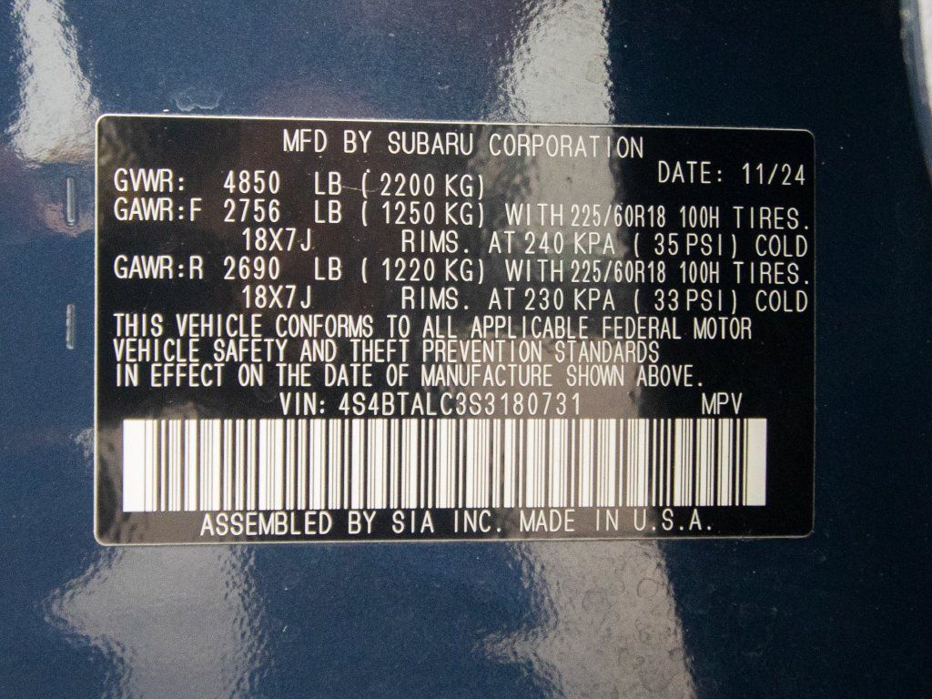 Used 2025 Subaru Outback Onyx Edition AWD/4WD image 32