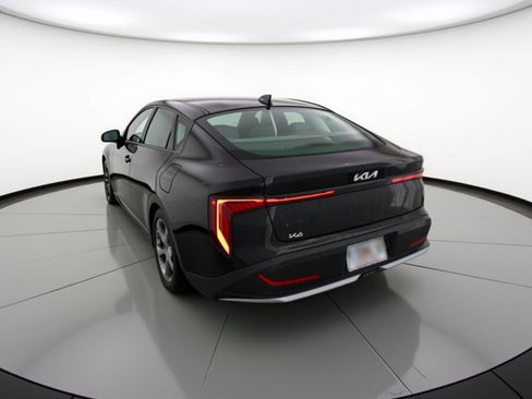 Used 2025 Kia K4 LXS image 6