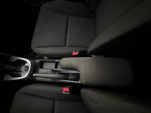 Used 2015 Honda Fit EX image 32
