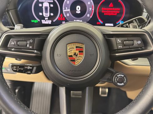 Certified 2024 Porsche Cayenne Coupe AWD/4WD image 30
