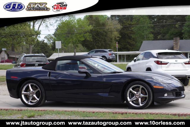 Used 2013 Chevrolet Corvette Convertible w/ 3LT Preferred Equipment Group RWD image 8