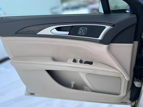 Used 2017 Lincoln MKZ Select w/ Select Plus Package image 15