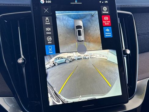 New 2026 Volvo XC90 B5 Plus image 20