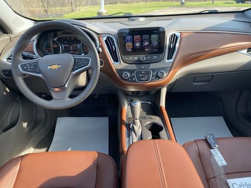 Used 2018 Chevrolet Malibu LT w/ Leather Package image 20