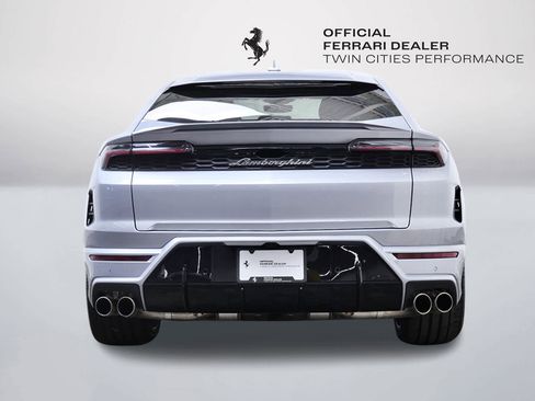 Used 2025 Lamborghini Urus SE AWD/4WD image 4