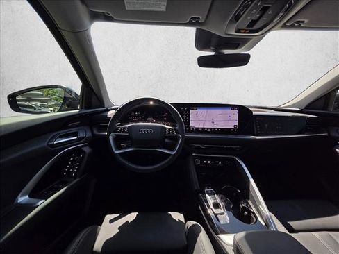 New 2025 Audi Q5 Prestige image 18