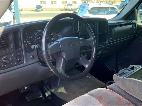 Used 2005 Chevrolet Silverado 1500 LS w/ Light Duty Power Package image 16