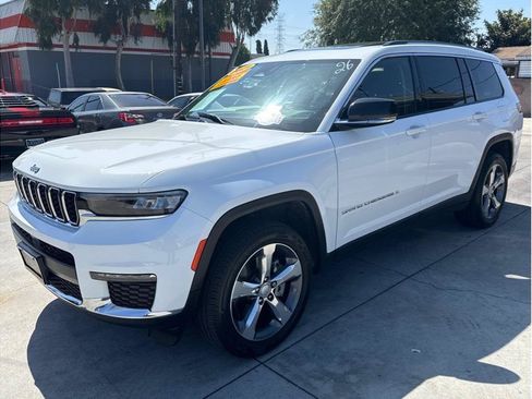 Used 2021 Jeep Grand Cherokee L Limited AWD/4WD image 5